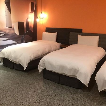 Hotel Half Taizhong Zewnętrze zdjęcie